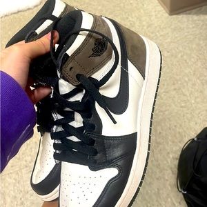 Jordan 1 Mochas